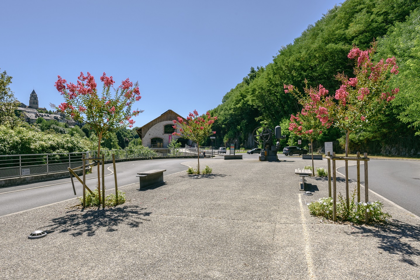 Uzerche - visite de la Papeterie