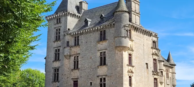 Sédières Castle