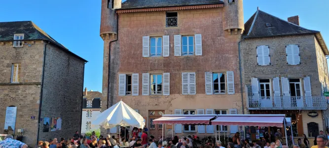 Castle of the Monks Larose