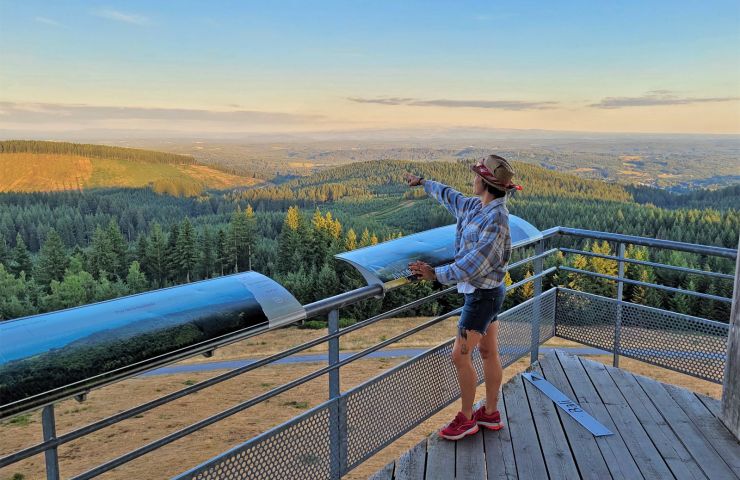 Le Mont Bessou et sa tour d'observation