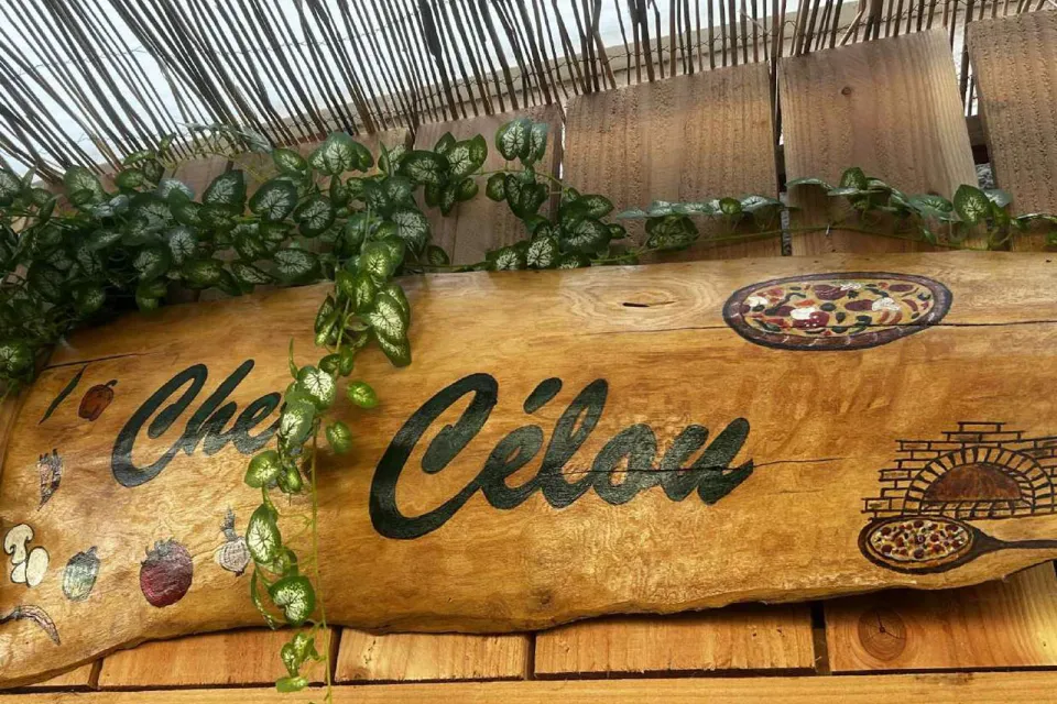 Pizzas et douceurs maison au cœur de Marcillac ...